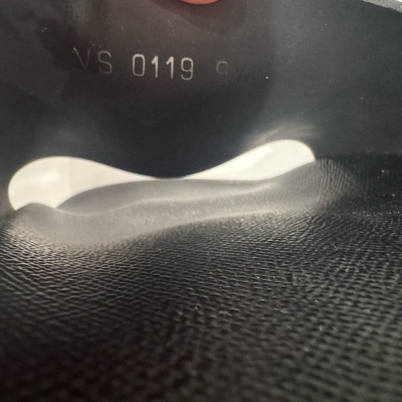 Louis Vuitton Waterfront Mule Slides – Classic Black Monogram – Size 9.5 – RARE - Picture 3 of 8